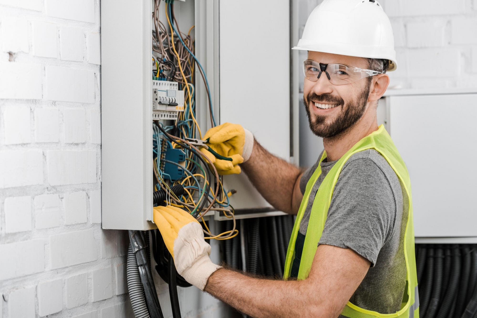 Cómo Conseguir El Trabajo De Electricista De Tus Sueños Daily Toks